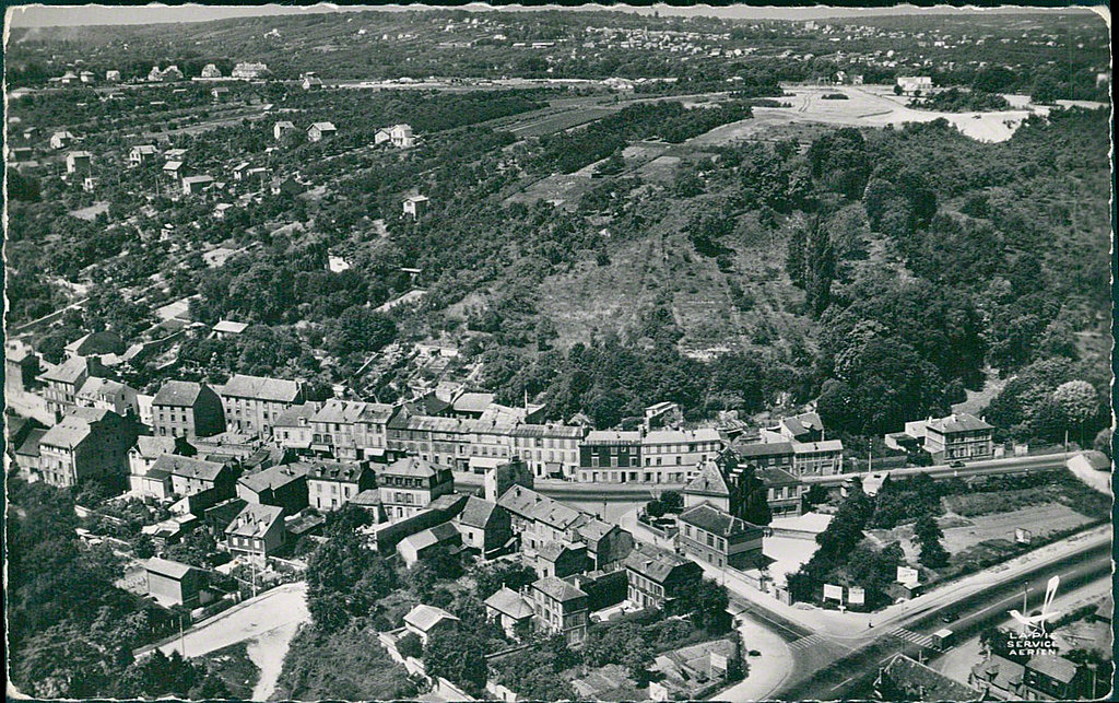 Carte postale sur Le Port-Marly - France