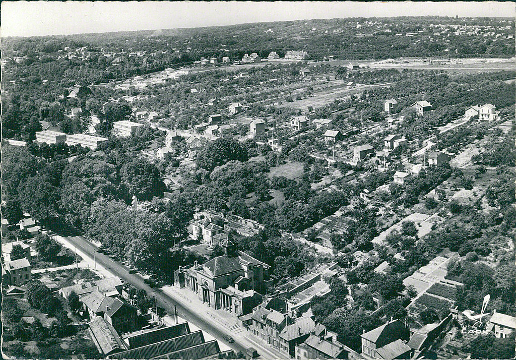 Carte postale sur Le Port-Marly - France