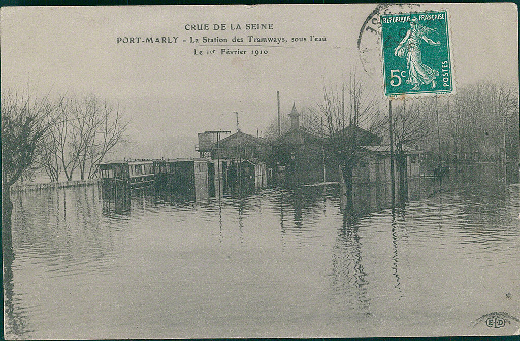Carte postale sur Le Port-Marly - France