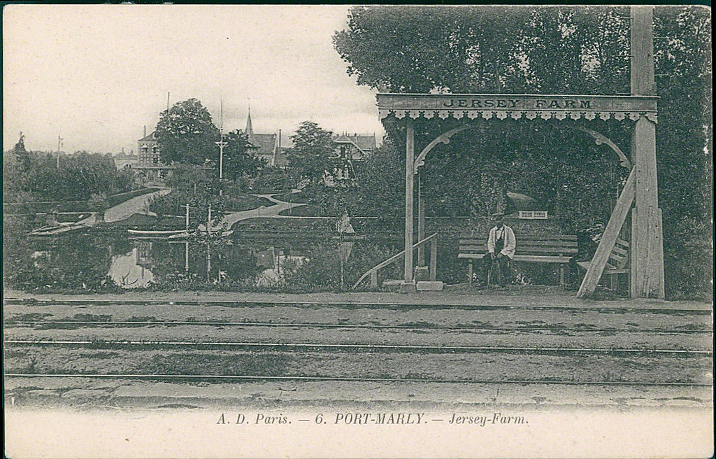 Carte postale sur Le Port-Marly - France