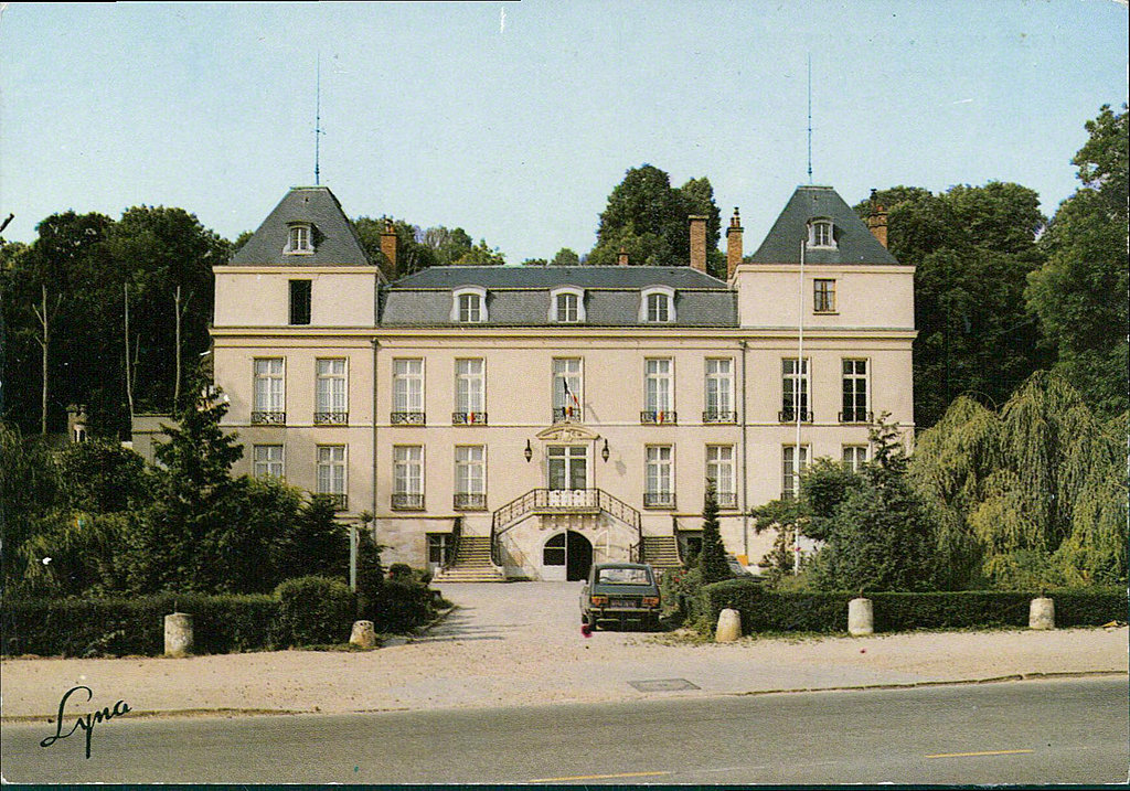 Carte postale sur Le Port-Marly - France