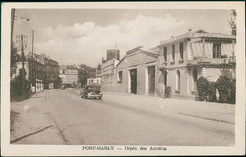 Carte postale sur Le Port-Marly - France