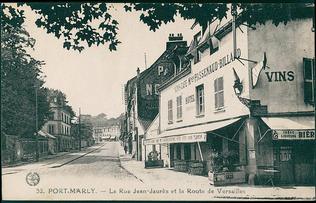 Carte postale sur Le Port-Marly - France